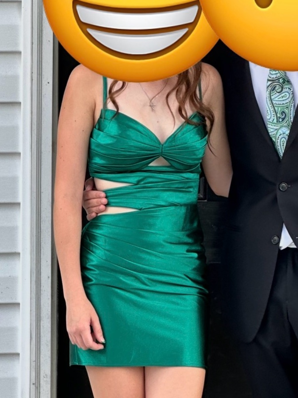 Sherri Hill - green semiformal dress. Size 2